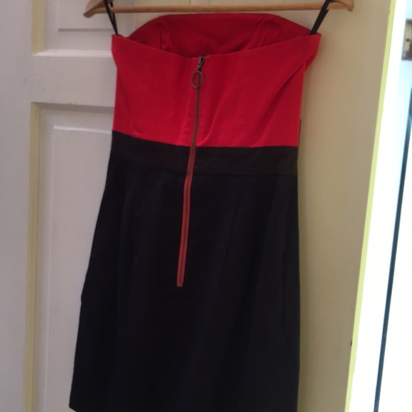 Strapless French Connection color block dress - Picture 3 of 7